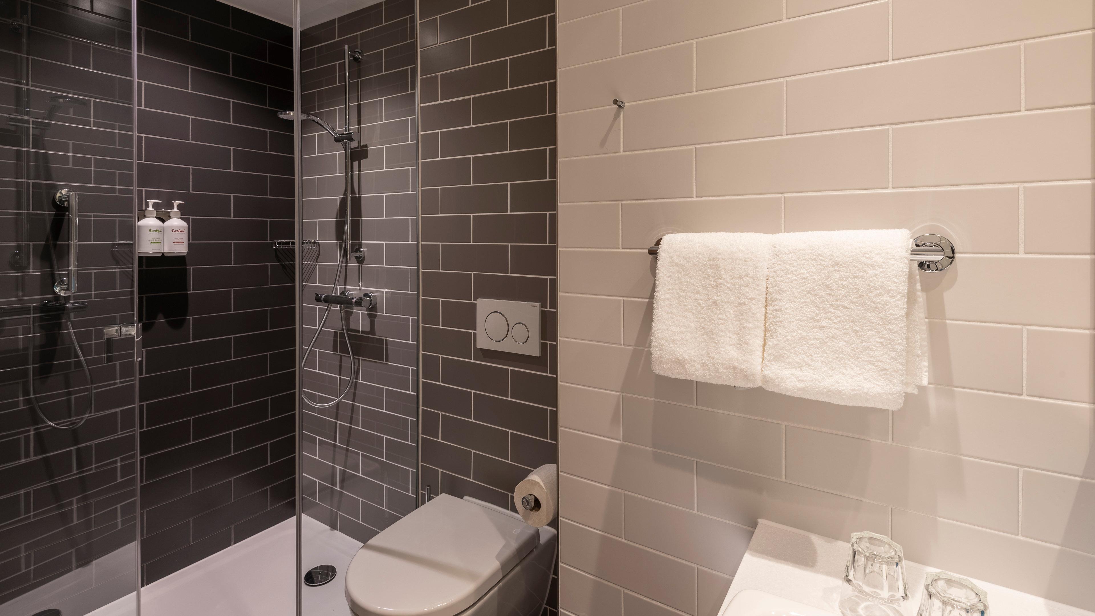 Hotel Express - Hauptbahnhof By Ihg