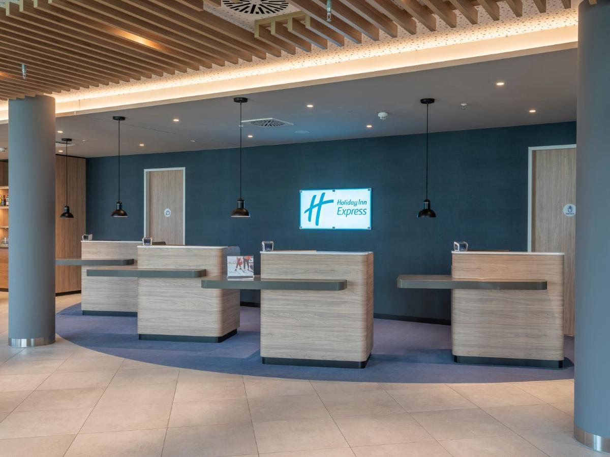 Express - Hauptbahnhof By Ihg Düsseldorf