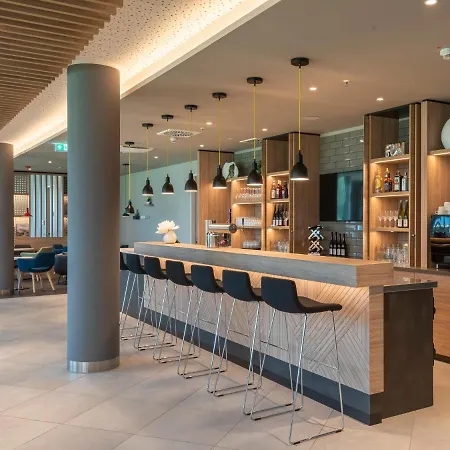 Express - Hauptbahnhof, An Ihg Hotel