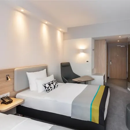 Express - Hauptbahnhof, An Ihg