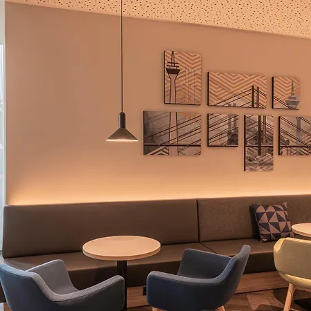 Express - Hauptbahnhof, An Ihg Hotel Düsseldorf