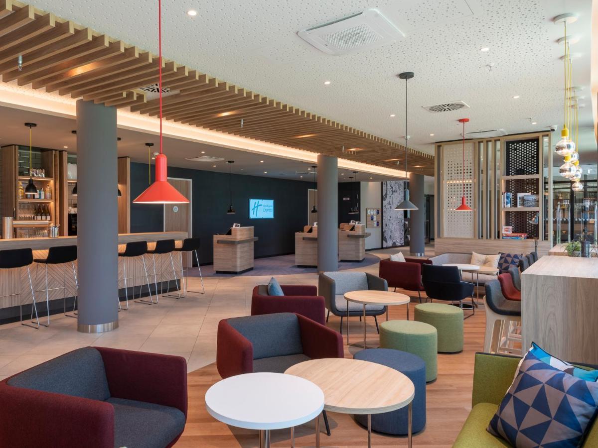 Express - Hauptbahnhof By Ihg 3*