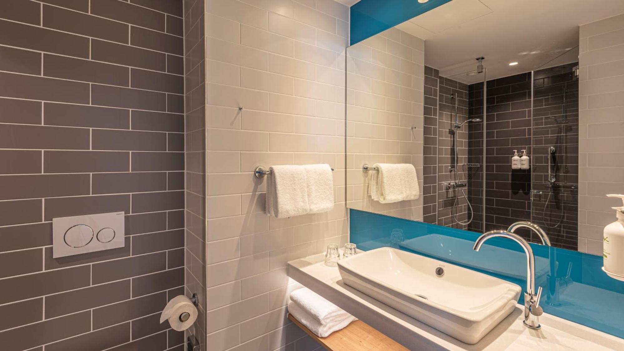Hotel Express - Hauptbahnhof By Ihg