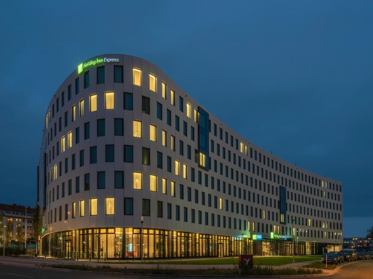 Hotel Express - Hauptbahnhof By Ihg 3*
