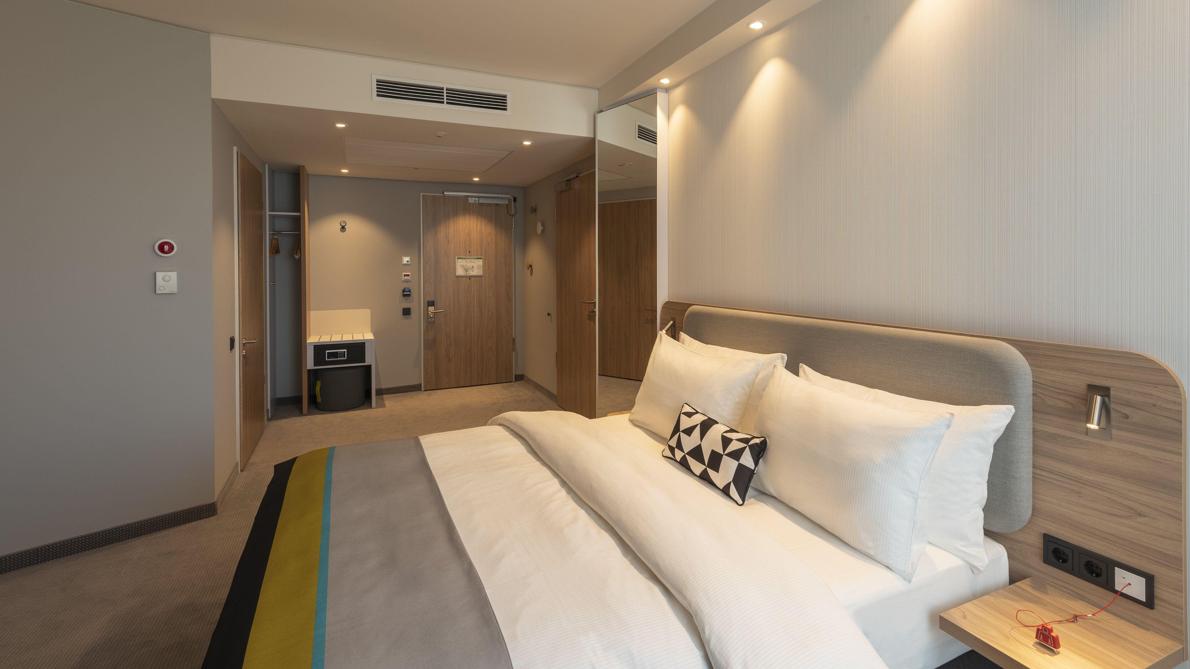 Hotel Express - Hauptbahnhof By Ihg